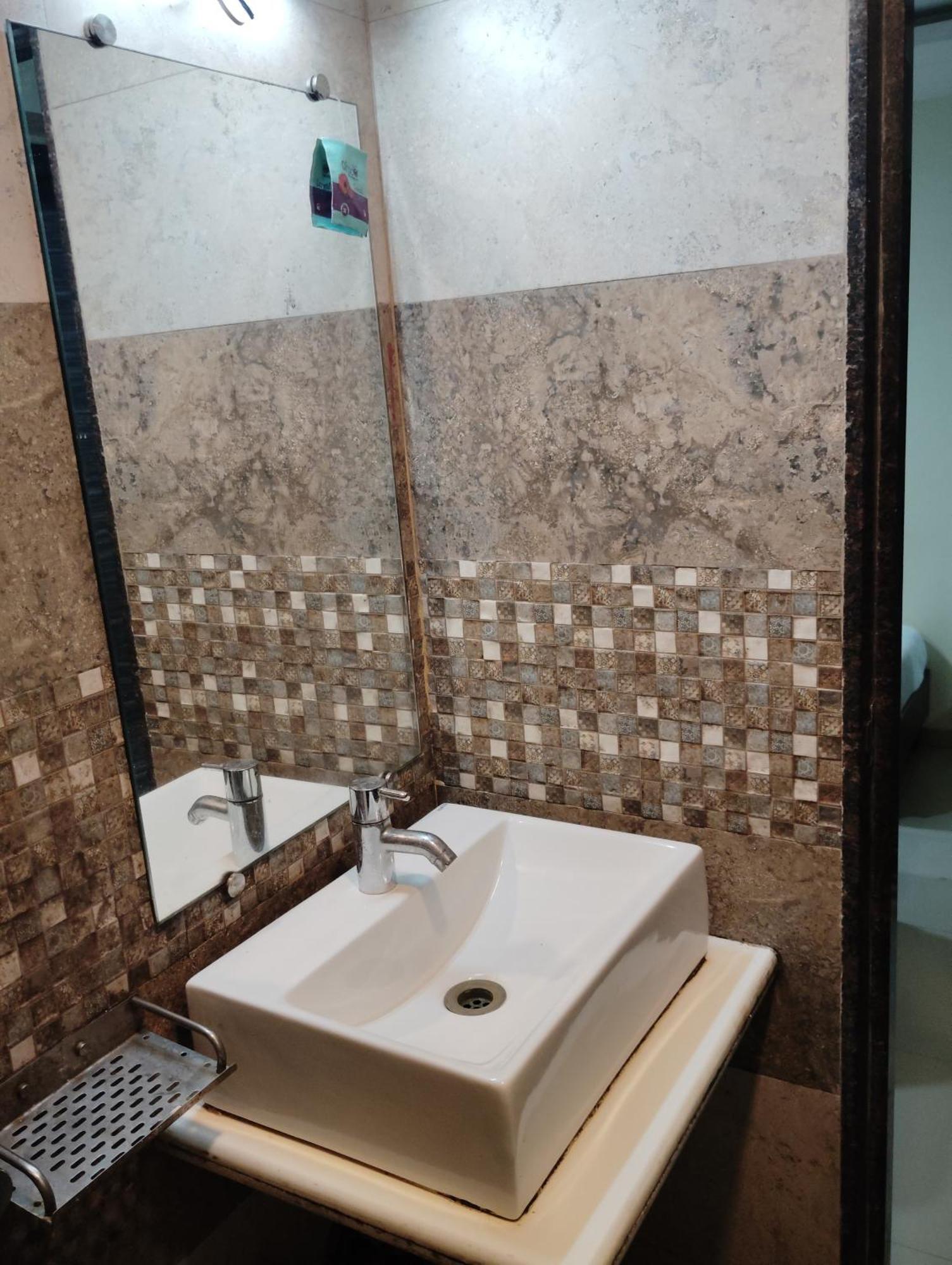 Hotel Crystal Park Near Nesco Exhibition Center Mumbai Kültér fotó
