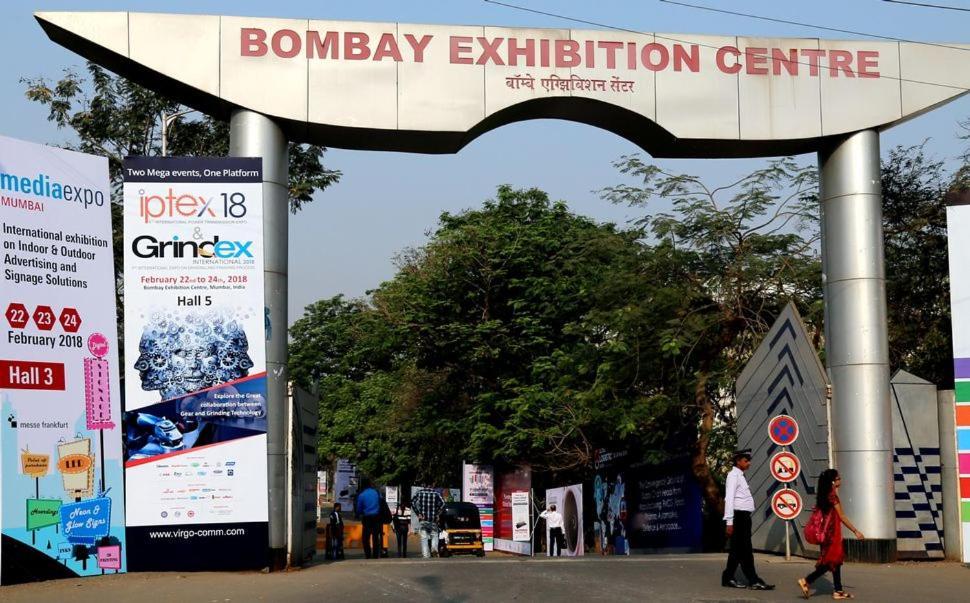Hotel Crystal Park Near Nesco Exhibition Center Mumbai Kültér fotó