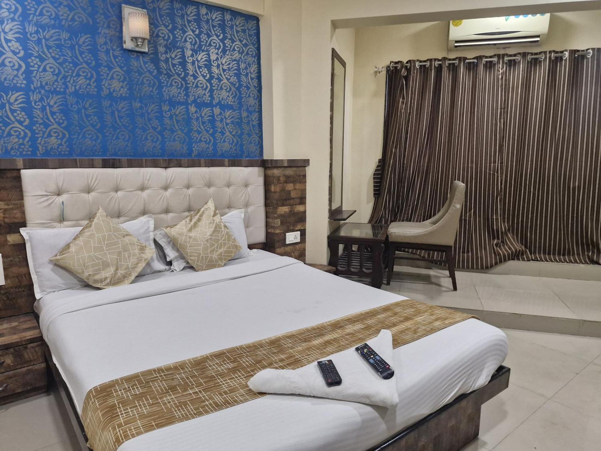 Hotel Crystal Park Near Nesco Exhibition Center Mumbai Kültér fotó